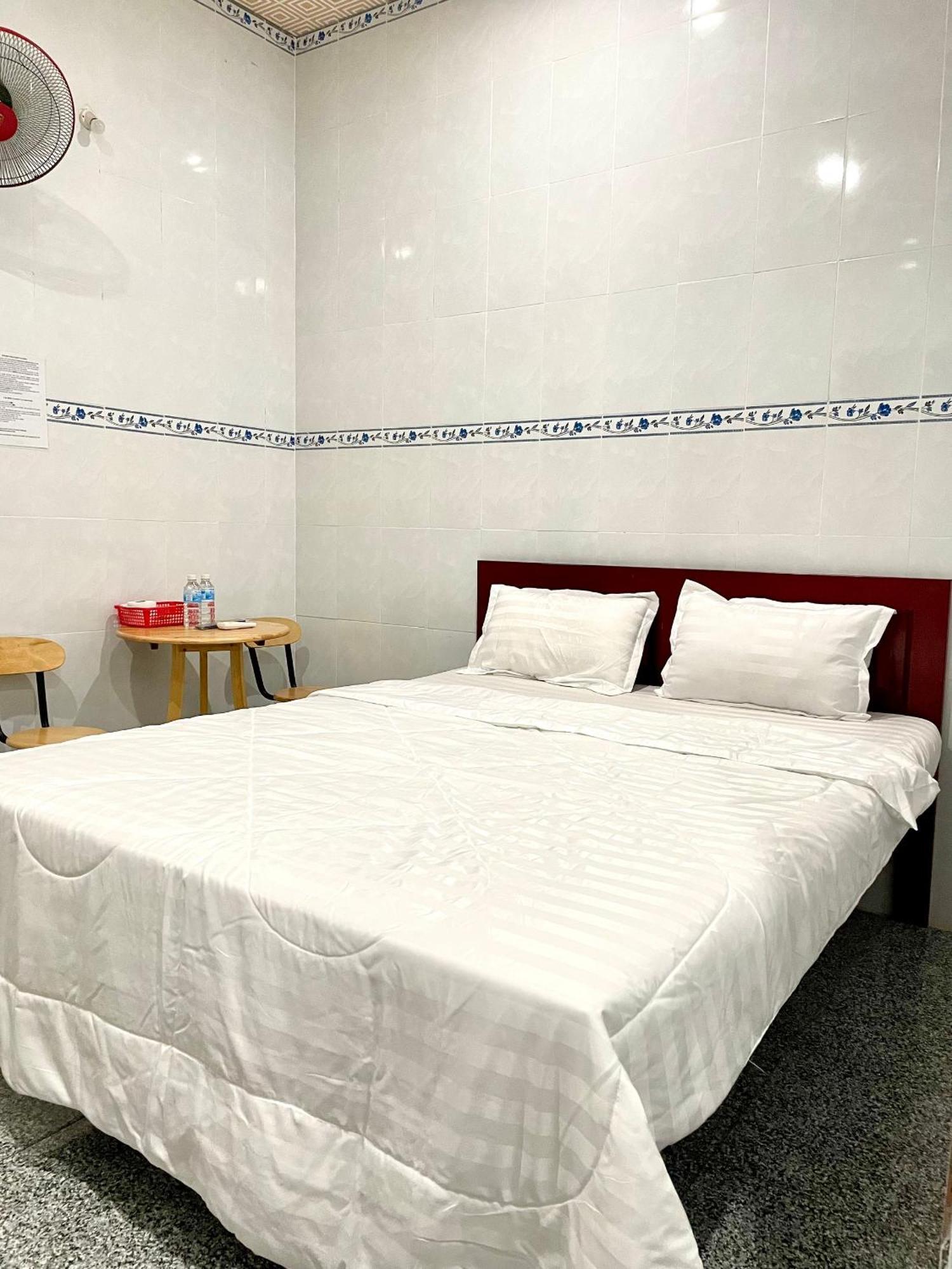 Nhà Nghỉ TáN PháT Hotel Ap Thanh Son Eksteriør billede