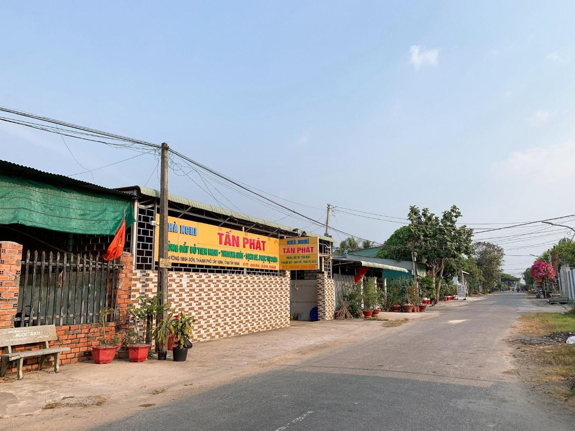 Nhà Nghỉ TáN PháT Hotel Ap Thanh Son Eksteriør billede
