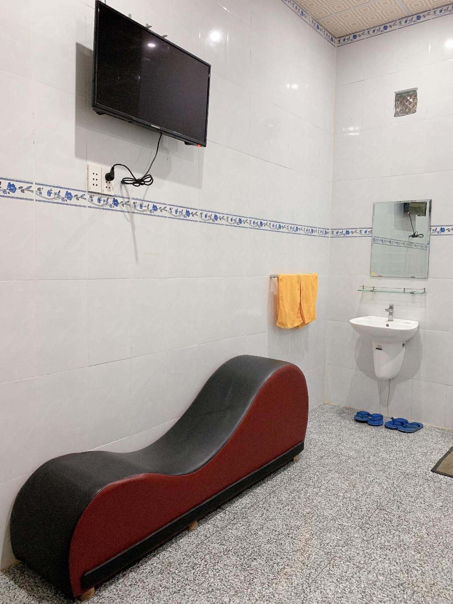 Nhà Nghỉ TáN PháT Hotel Ap Thanh Son Eksteriør billede